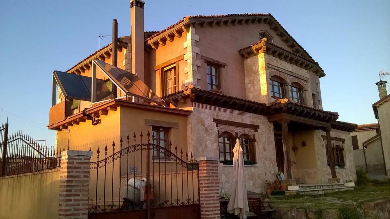 El Camino Real Villovela de Pirón Exterior foto